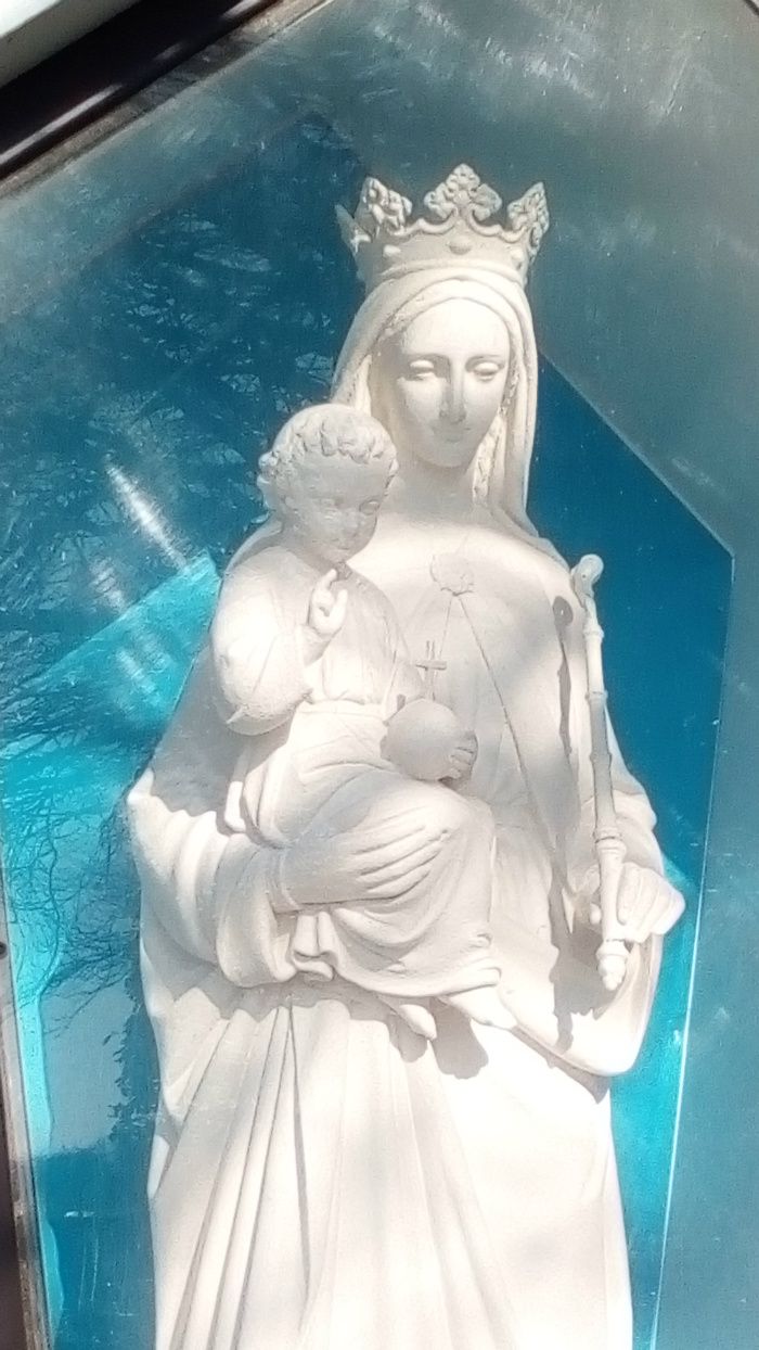 Vierge à l'enfant aux mille visages dans la région de Waimes